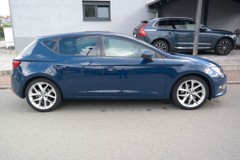 Seat Leon 180.000 km 10.950 € Miesenbach 66877