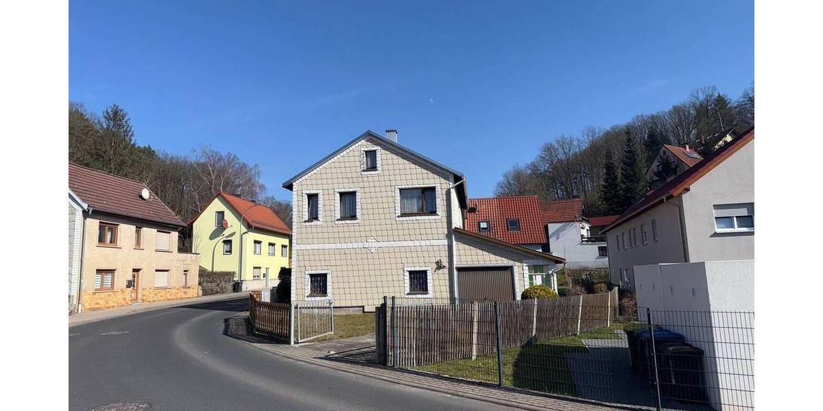 Mehrfamilienhaus, Wohnhaus Bad Salzungen Kloster - 6 Zimmer, 143 m&sup2;, 79.900&euro; | Angebot:25803058
