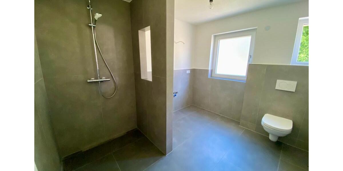 Einfamilienhaus Marktbreit - 9 Zimmer, 275 m&sup2;, 888.000&euro; | Angebot:27084165