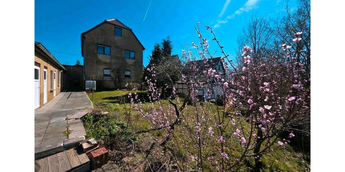 Einfamilienhaus Geringswalde - 7 Zimmer, 180 m&sup2;, 800&euro; | Angebot:26657117