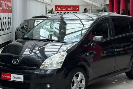 Toyota Corolla Verso 187.000 km 4.990 &euro; Leipzig 04347