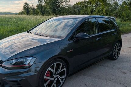 VW Golf 108.000 km 22.500 &euro; Mühlacker 75417