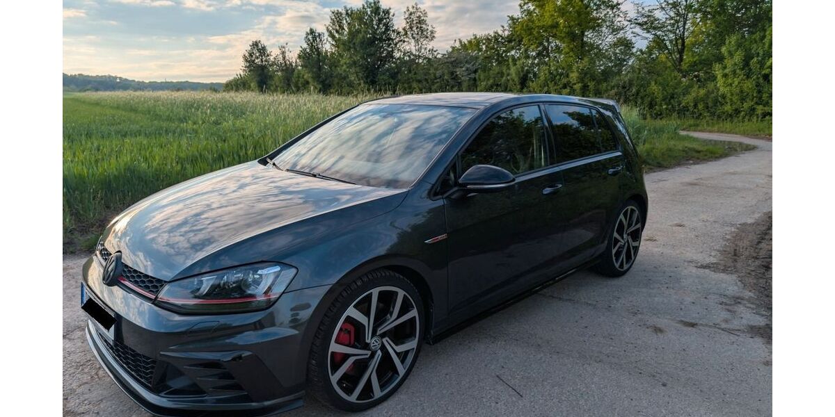 VW Golf 108.000 km 22.500 &euro; Mühlacker 75417