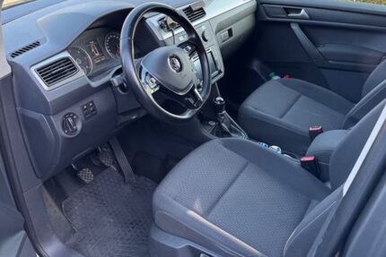 VW Caddy 249.000 km 9.000 &euro; Cuxhaven 27474