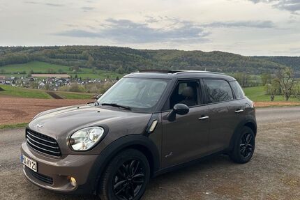 Mini Countryman D (Cooper) 193.000 km 5.999 &euro; Gelnhausen 63571