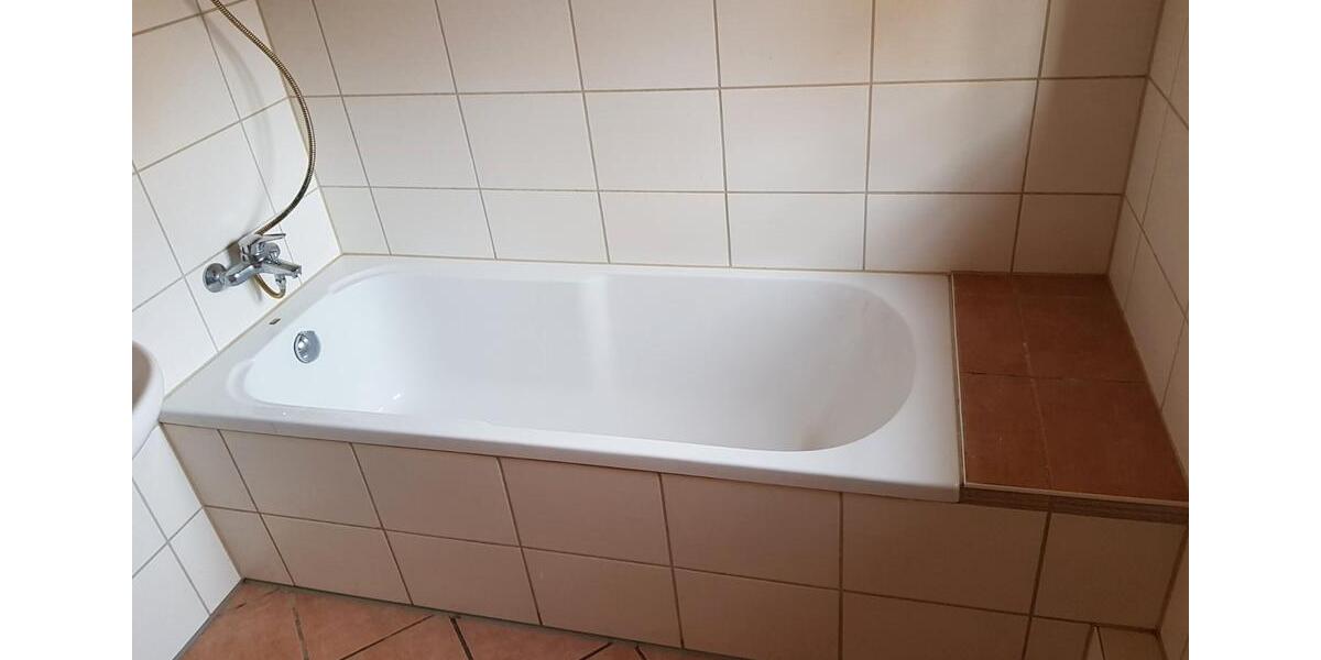 Erdgeschoßwohnung Meuselwitz - 2 Zimmer, 49 m&sup2;, 295&euro; | Angebot:26346016