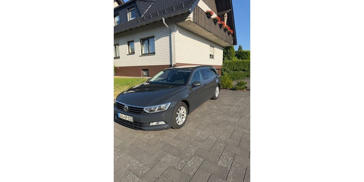 VW Passat Variant 295.000 km 8.150 &euro; Müllenbach 53520