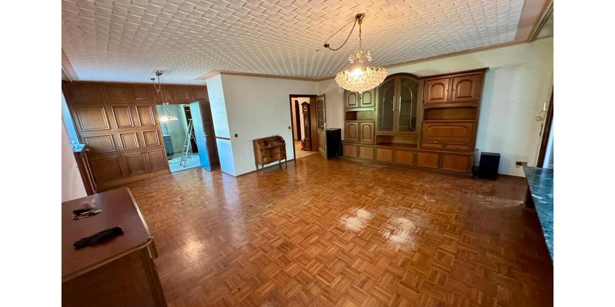 Einfamilienhaus Kassel Südstadt - 8 Zimmer, 171 m&sup2;, 489.000&euro; | Angebot:26415370