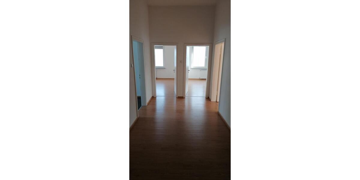 Etagenwohnung Meschede - 3 Zimmer, 88 m&sup2;, 616&euro; | Angebot:25976660