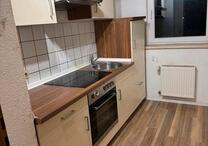 Schöne 3-Zimmer DG Wohnung (mit Nähe zum Bahnhof & zur Uni)