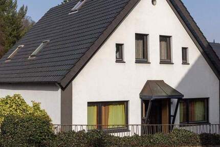Haus Vlotho - 7 Zimmer, 165 m&sup2;, 175.000&euro; | Angebot:25409983