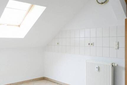 Kleine Wohnung im Einzeldenkmal und am Park 2 zimmer