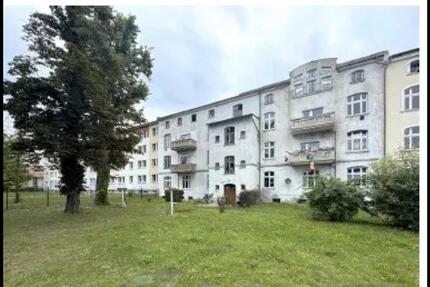 Wohnung Weißwasser (Oberlausitz) - 2 Zimmer, 66 m&sup2;, 220&euro; | Angebot:25432918