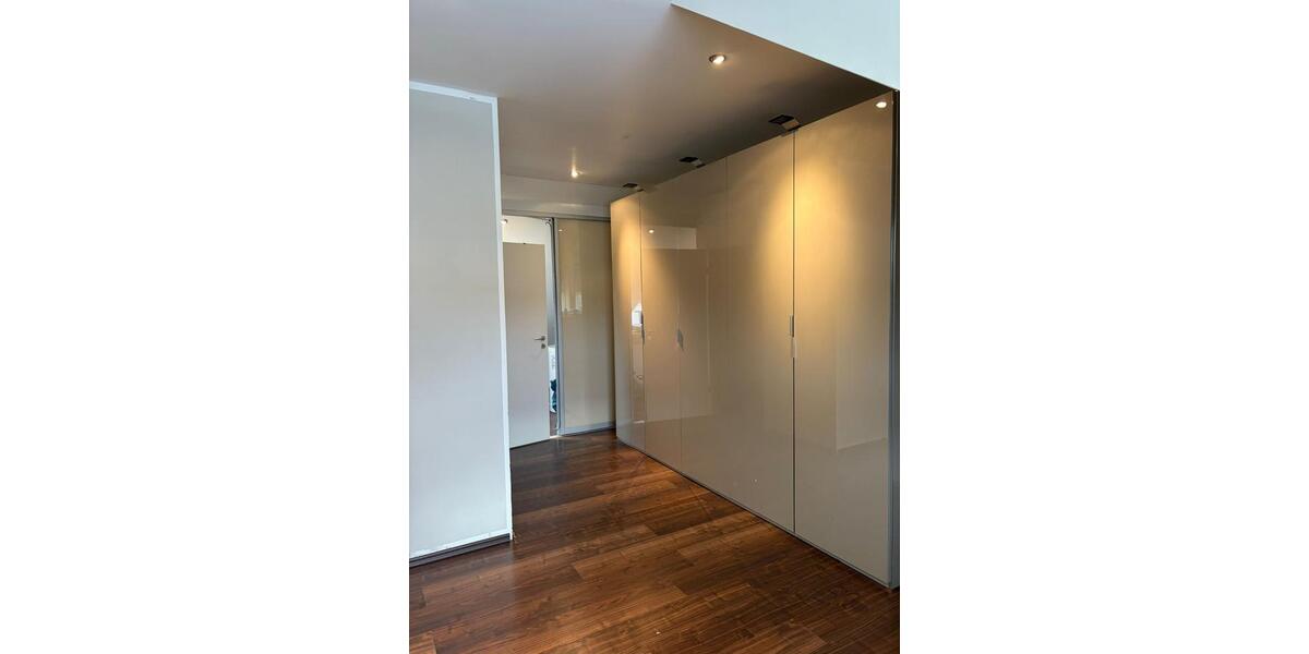 4 Zimmer & viel Platz: Einfamilienhaus in Velbert-Tönisheide zu vermieten 4 zimmer