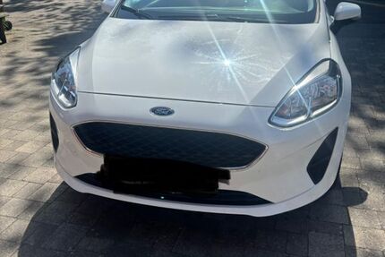 Ford Fiesta 59.000 km 9.700 &euro; Engen 78234
