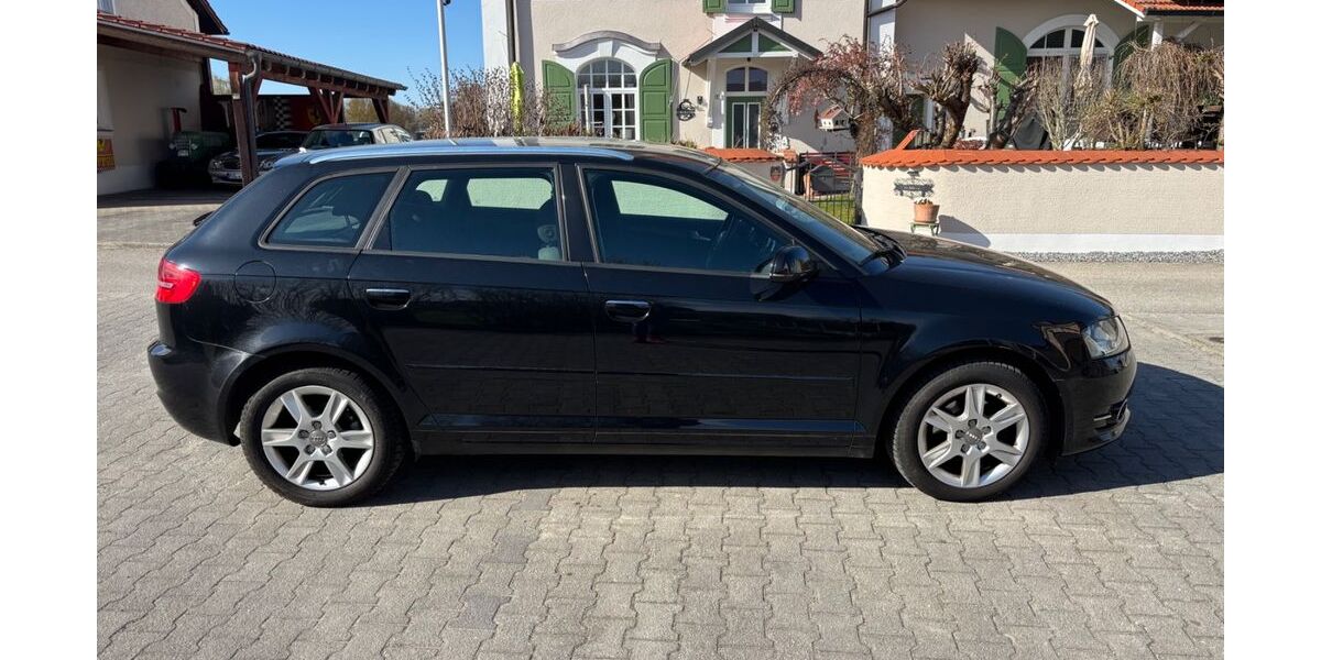 Audi A3 154.000 km 4.990 &euro; Langquaid OT Niederleierndorf 84085