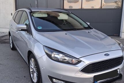 Ford Focus 171.000 km 4.900 &euro; kaufbeuren 87600