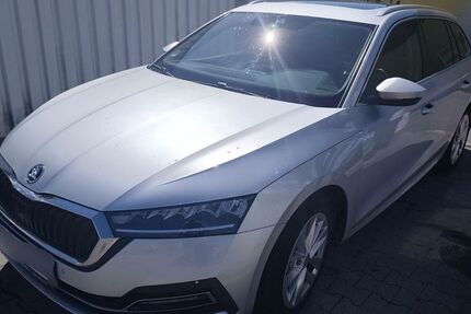 Skoda Octavia 112.900 km 16.300 &euro; Neustadt an der Donau 93333