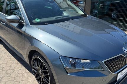 Skoda Superb 182.300 km 11.400 &euro; Beverstedt 27616