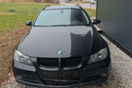 BMW 318 205.000 km 2.500 &euro; Frankenhofen 87662