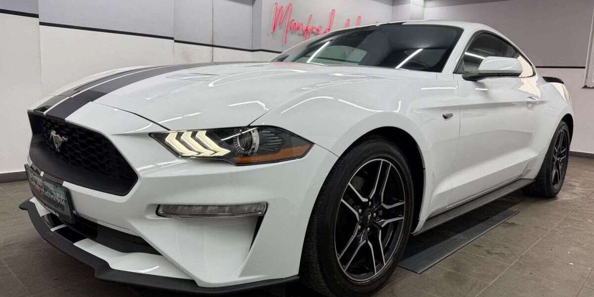 Ford Mustang 40.143 km 31.880 &euro; München 81243