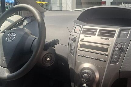Toyota Yaris 53.000 km 4.200 &euro; Saarlouis 66740