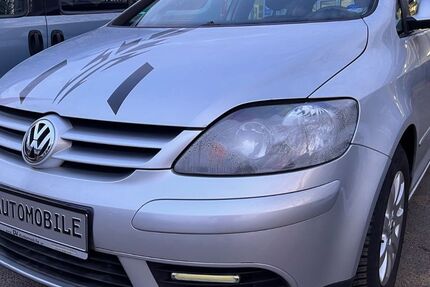 VW Golf 124.000 km 5.450 &euro; Lübeck 23560