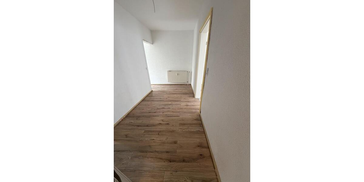 Erdgeschoßwohnung Saarbrücken West - 3 Zimmer, 72 m&sup2;, 650&euro; | Angebot:25546279