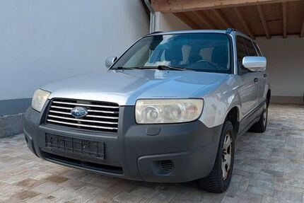 Subaru Forester 197.000 km 2.200 &euro; Freudenberg 92272