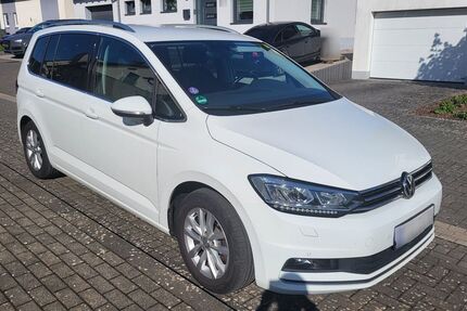 VW Touran 151.450 km 13.900 &euro; Saarbrücken 66131