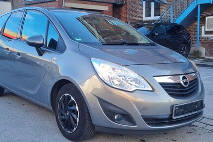 Opel Meriva 130.000 km 3.000 &euro; Ratingen 40885