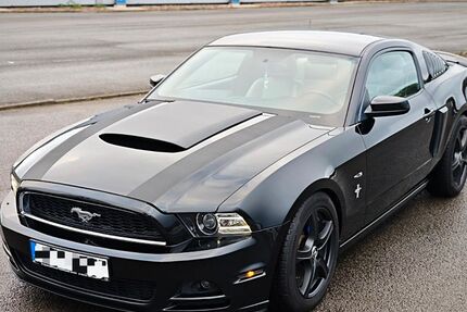 Ford Mustang 93.600 km 20.000 &euro; Bad Pyrmont 31812