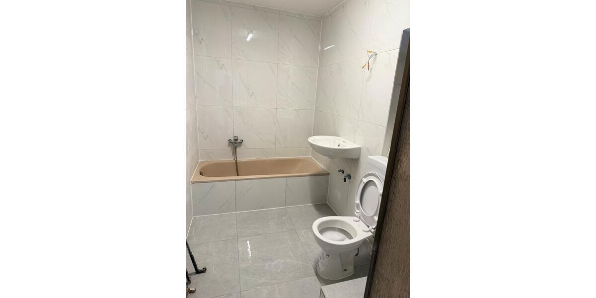 Einfamilienhaus Feldatal - 8 Zimmer, 280 m&sup2;, 1.290&euro; | Angebot:26604948