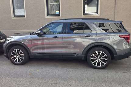 Ford Explorer 60.693 km 53.000 € München 80469