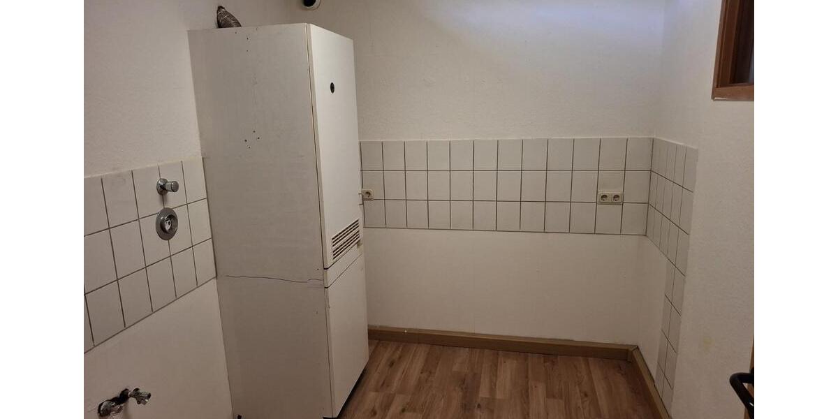 Erdgeschoßwohnung Bad Wildungen - 2 Zimmer, 53 m&sup2;, 345&euro; | Angebot:24976665