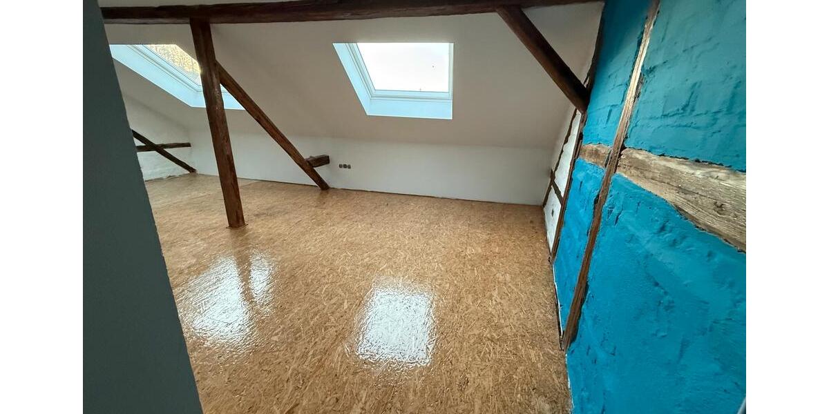 Einfamilienhaus Eisenach - 3 Zimmer, 100 m&sup2;, 1.000&euro; | Angebot:24764335
