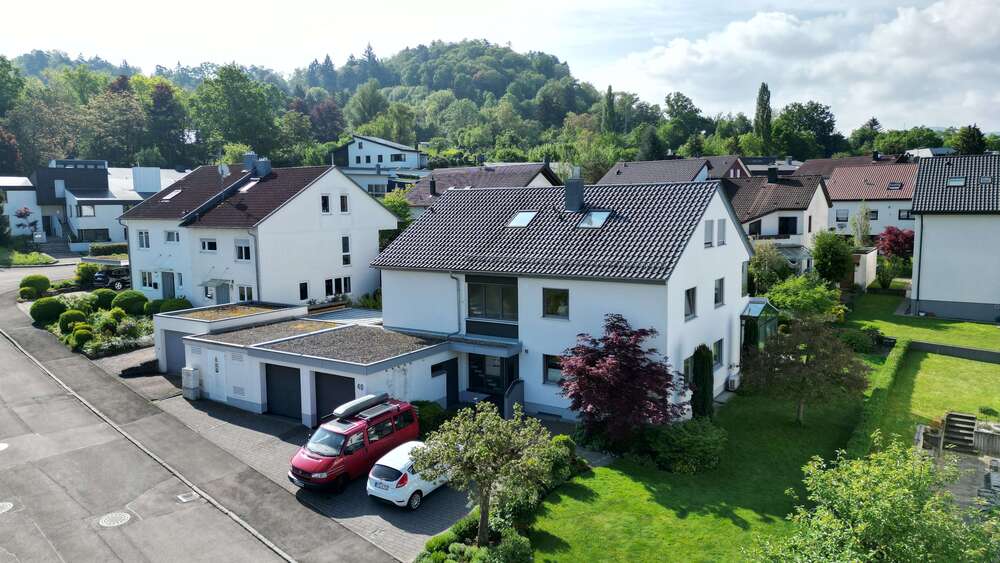 Etagenwohnung Metzingen Neugreuth - 5 Zimmer, 112 m&sup2;, 1.300&euro; | Angebot:26498161