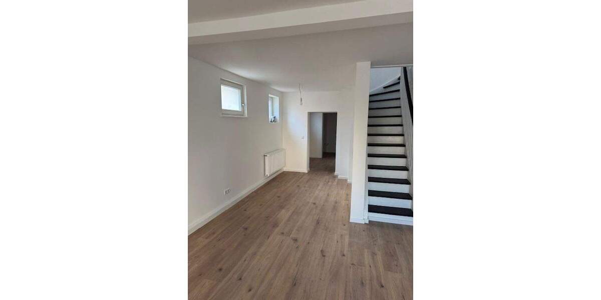 Kernsaniertes Haus in Schöner Lage 6 zimmer