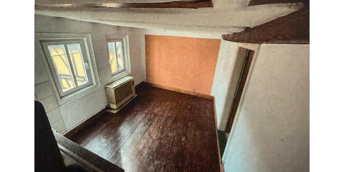 Einfamilienhaus Herborn - 5 Zimmer, 121 m&sup2;, 129.000&euro; | Angebot:26857845