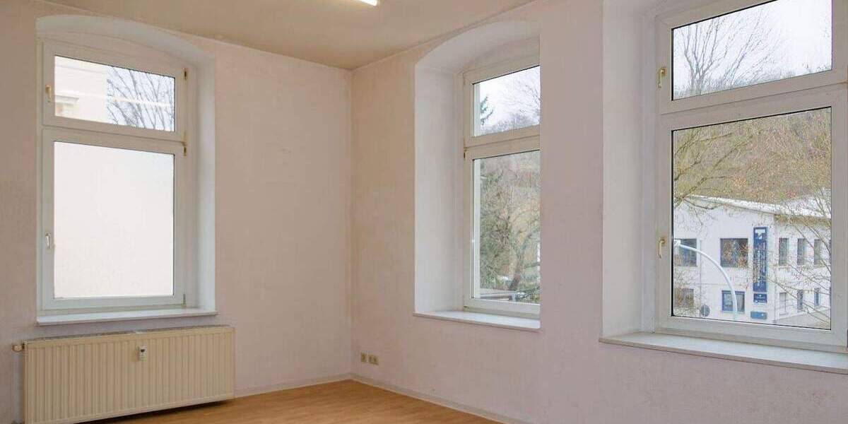 Etagenwohnung Greiz Irchwitz - 3 Zimmer, 90 m&sup2;, 450&euro; | Angebot:24807291
