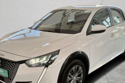 Peugeot 208 23.700 km 14.990 € Nürnberg OT Schweinau 90439