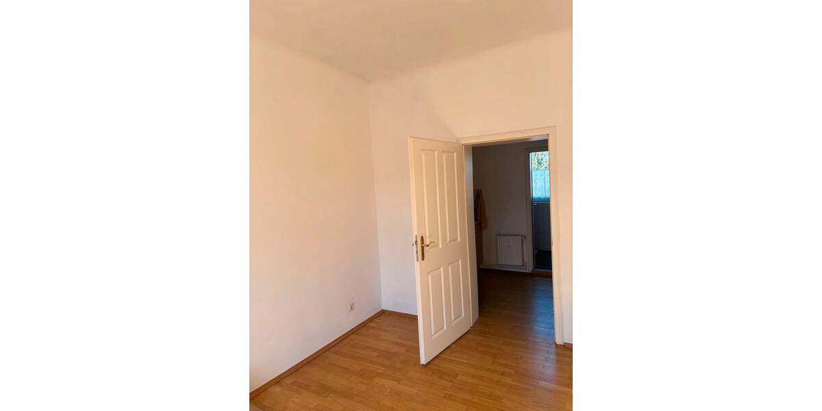 Etagenwohnung Rheinsberg - 1 Zimmer, 35 m&sup2;, 400&euro; | Angebot:26296460