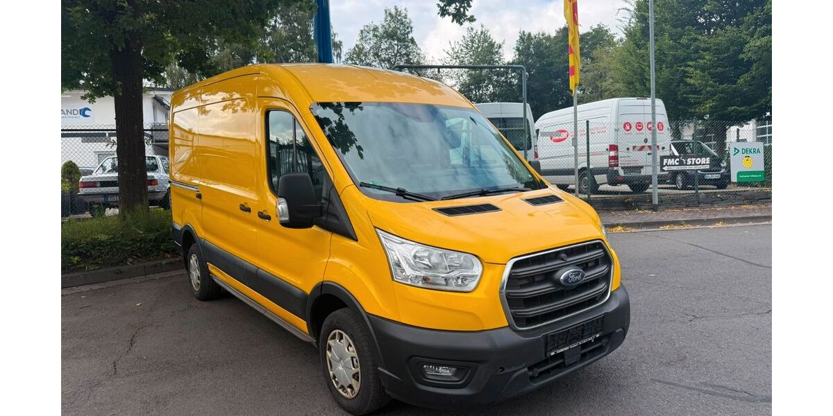 Ford Transit 273.092 km 8.990 &euro; Niederelbert 56412