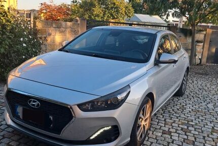 Hyundai i30 72.500 km 12.999 € Dresden 01069