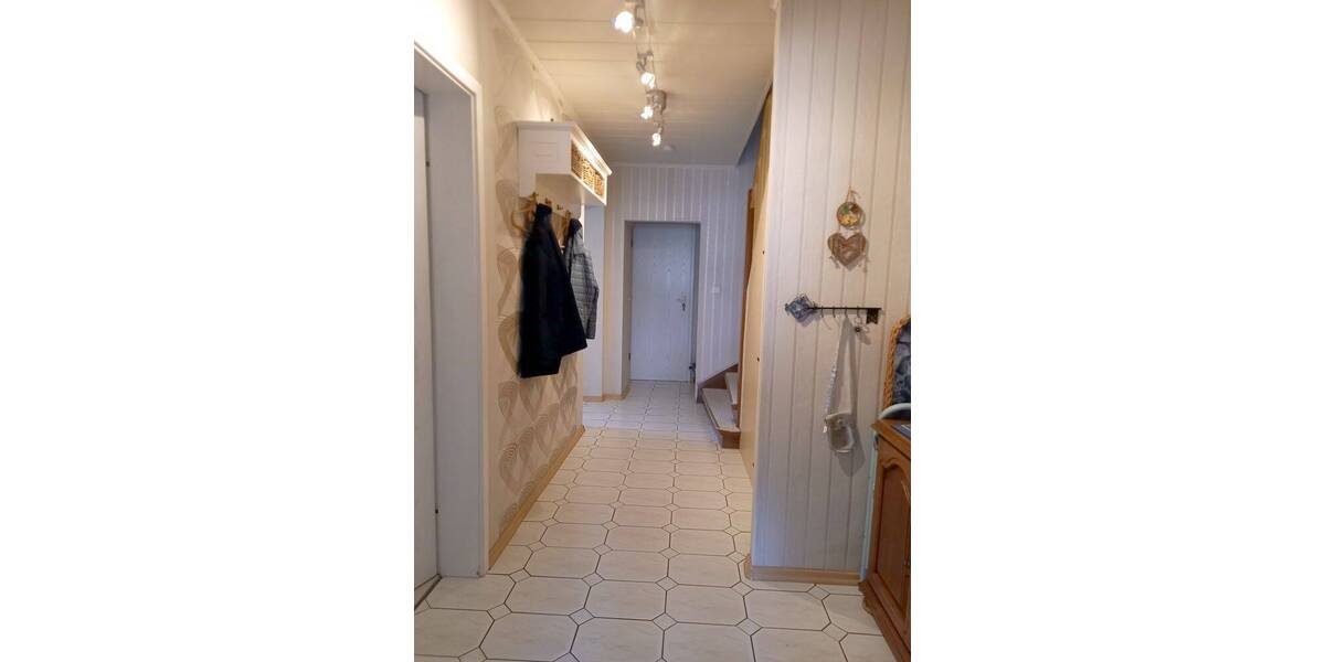 Doppelhaushälfte Weißwasser - 5 Zimmer, 130 m&sup2;, 250.000&euro; | Angebot:26260700