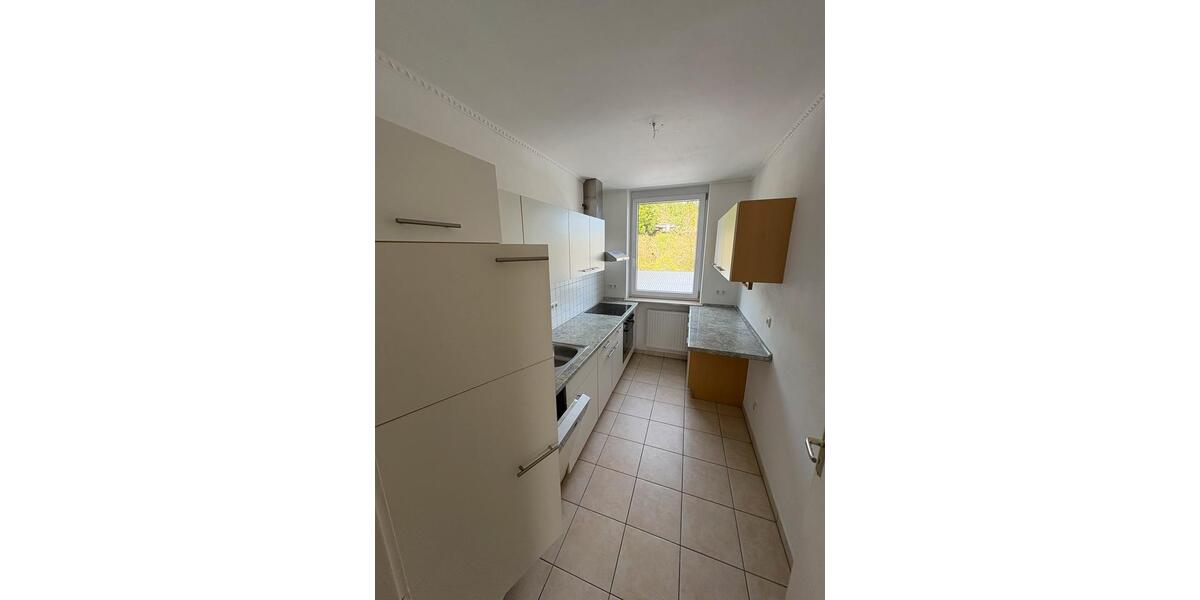 Etagenwohnung Burghausen - 3 Zimmer, 72 m&sup2;, 975&euro; | Angebot:26348847