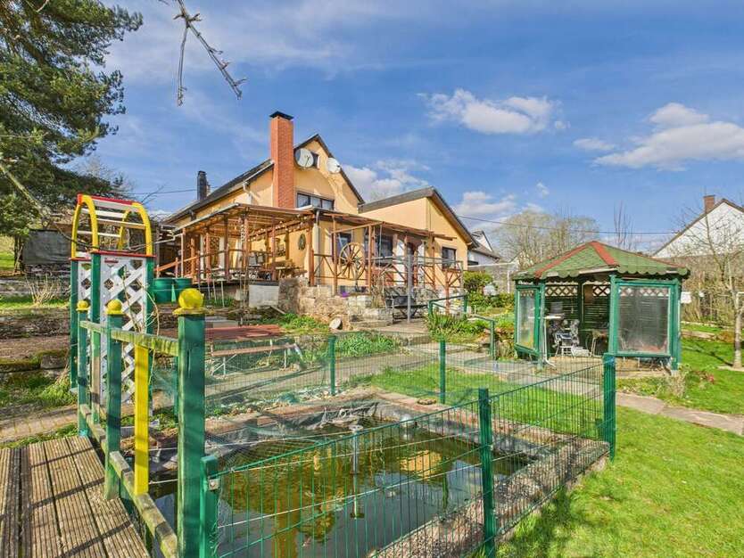 Haus zum Kaufen in Oberbettingen 329.000 € 224 m²