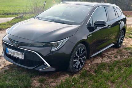 Toyota Corolla 93.500 km 20.700 &euro; Wertheim 97877