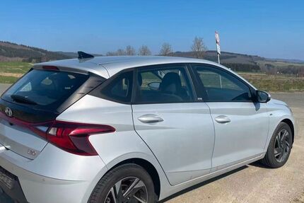 Hyundai i20 91.000 km 13.350 &euro; Rinzenberg 55767