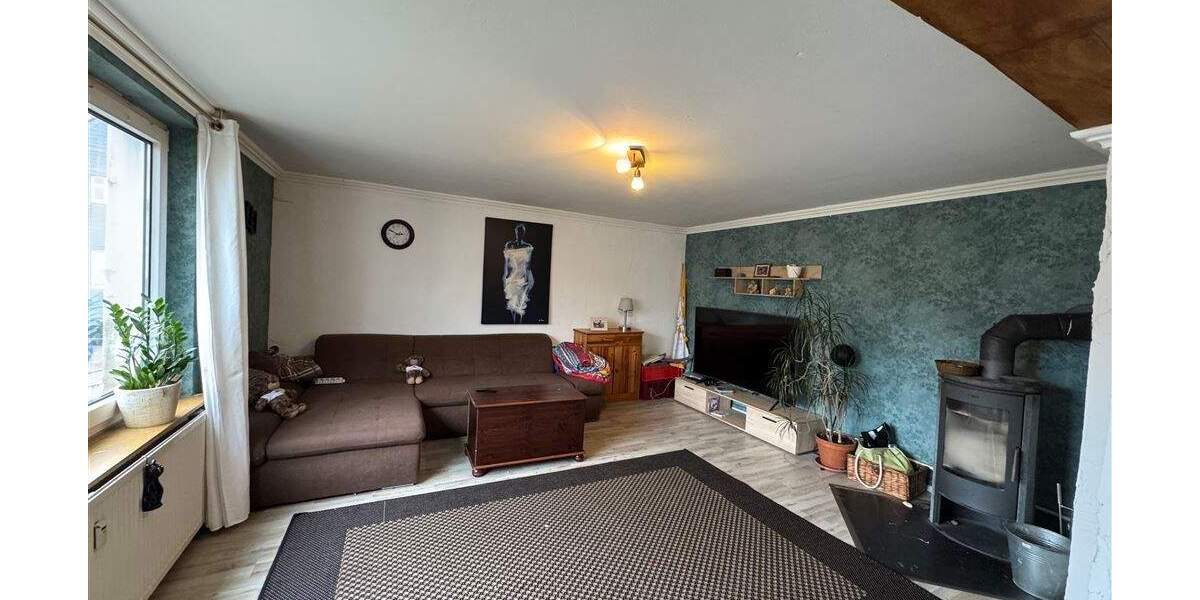 Mehrfamilienhaus, Wohnhaus Twistetal Berndorf - 7 Zimmer, 220 m&sup2;, 149.000&euro; | Angebot:25836199